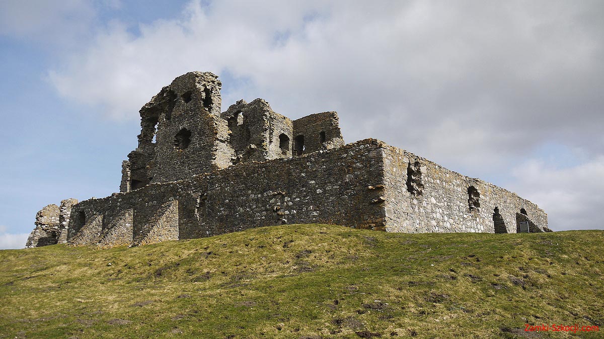 Auchindoun Castle