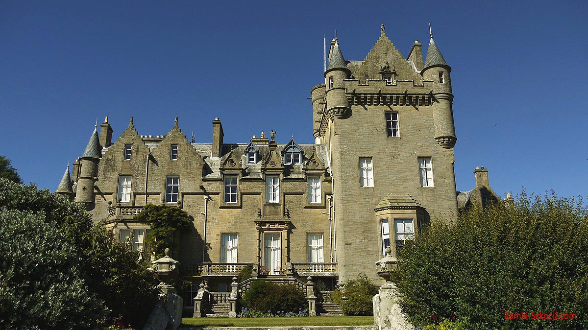 Lochinch Castle