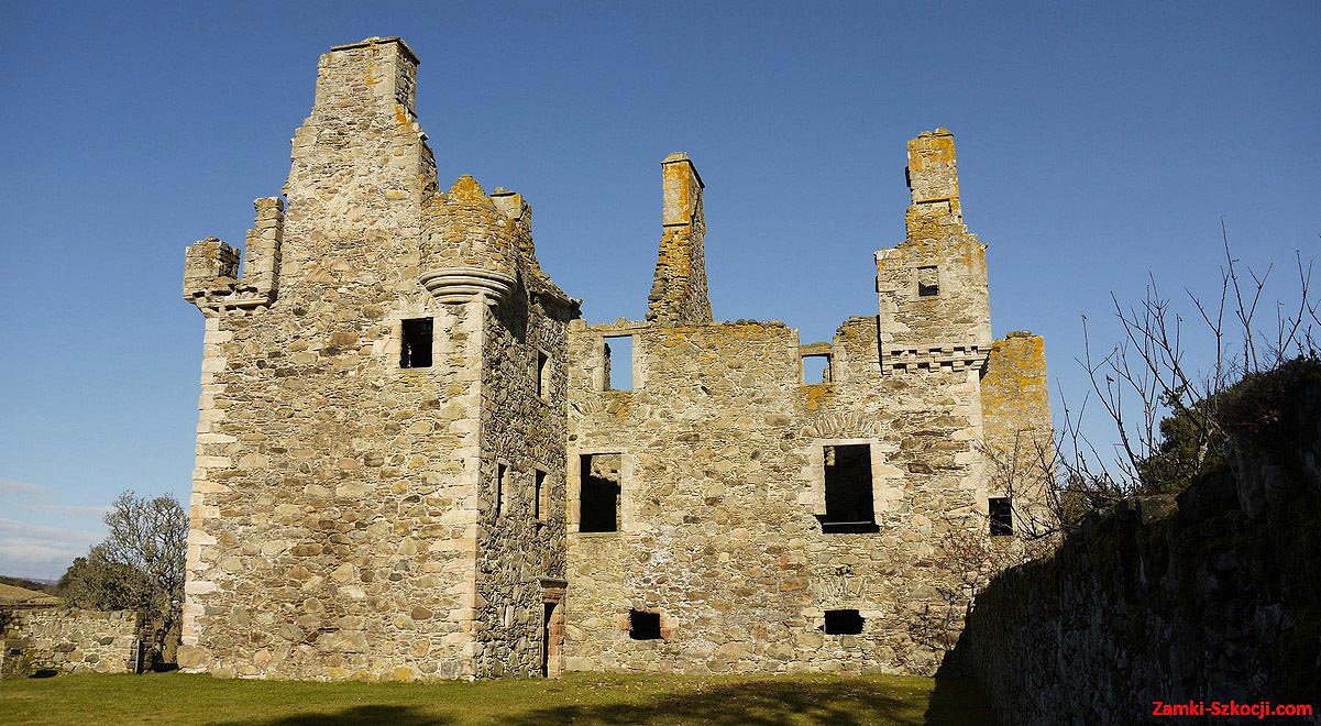 Glenbuchat Castle